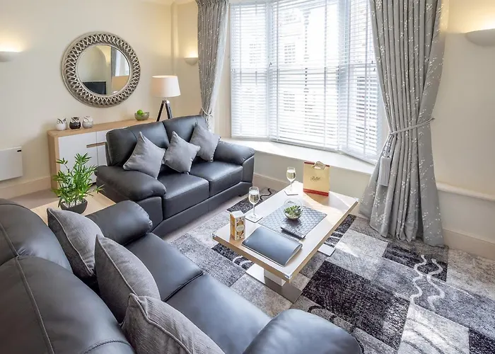 Hunter House Holiday Apartment - York